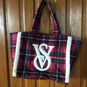 Plaid Weekend  Bag